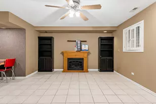 7701 Old Post Rd, Crystal Lake, IL 60014 - Photo 18