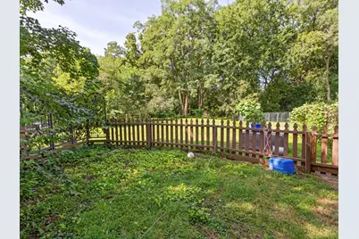 7701 Old Post Road, Crystal Lake, IL 60014 - Photo 6