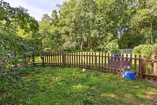 7701 Old Post Rd, Crystal Lake, IL 60014 - Photo 6