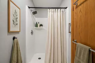 1262 Knollwood Cir, Crystal Lake, IL 60014 - Photo 20
