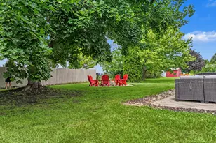 1262 Knollwood Cir, Crystal Lake, IL 60014 - Photo 26