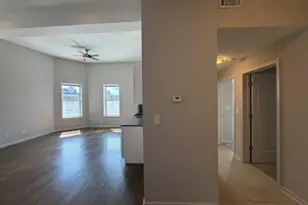 617 W Drummond Pl, Chicago, IL 60614 - Photo 8