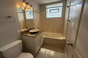 617 W Drummond Pl, Chicago, IL 60614 - Photo 14