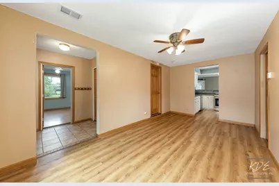 1912 Burlington Avenue, Lisle, IL 60532 - Photo 6