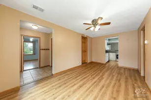 1912 Burlington Ave, Lisle, IL 60532 - Photo 6