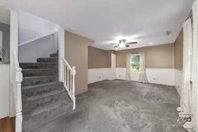 1912 Burlington Avenue, Lisle, IL 60532 - Photo 32