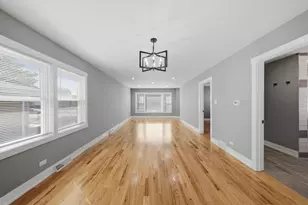 334 W 101st Pl, Chicago, IL 60628 - Photo 10