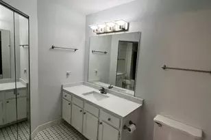801 N Tamarac Blvd, Addison, IL 60101 - Photo 16