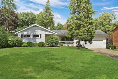2414 Sunset Avenue, Waukegan, IL 60087 - Photo 2