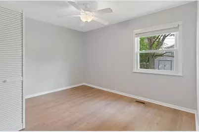 302 Healy Avenue, Romeoville, IL 60446 - Photo 12