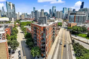 859 W Erie St, Chicago, IL 60642 - Photo 32