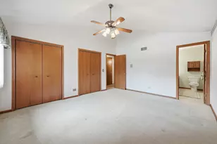 800 Ravinia Dr, Shorewood, IL 60404 - Photo 18