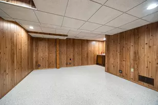 637 Otter Way, Oswego, IL 60543 - Photo 20