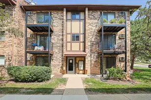 210 Klein Creek Ct, Carol Stream, IL 60188 - Photo 1
