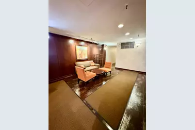 701 Forum Square #409, Glenview, IL 60025 - Photo 4