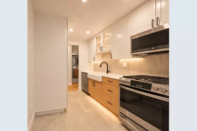 415 S Lombard Avenue #304, Oak Park, IL 60302 - Photo 2