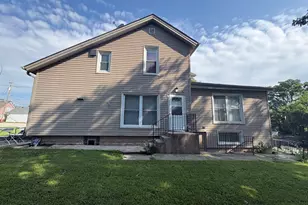 407 N Center St, Joliet, IL 60435 - Photo 2