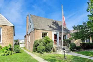 3844 N Pacific Ave, Chicago, IL 60634 - Photo 2