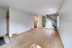 3844 N Pacific Ave, Chicago, IL 60634 - Photo 4