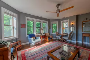 2651 W Greenleaf Ave, Chicago, IL 60645 - Photo 4