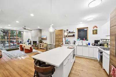 1050 N Marshfield Avenue #1, Chicago, IL 60622 - Photo 4