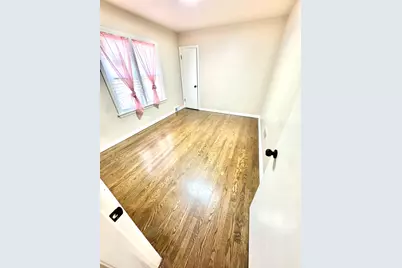 8434 S Luella Avenue, Chicago, IL 60617 - Photo 6