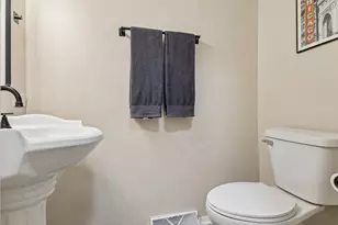 936 E 84th Pl, Chicago, IL 60619 - Photo 14