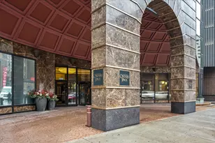 10 E Ontario St, Chicago, IL 60611 - Photo 2
