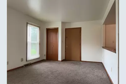 418 Beloit Street #9, Walworth, WI 53184 - Photo 4