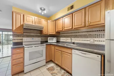 9818 Bianco Terrace #3F, Des Plaines, IL 60016 - Photo 6