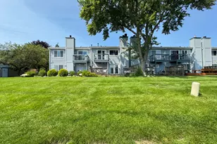217 Lakeshore Ln, Bloomingdale, IL 60108 - Photo 16
