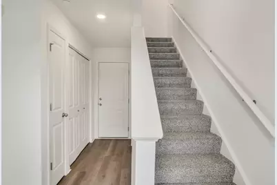 438 Lakeshore Court, Saint Charles, IL 60174 - Photo 14