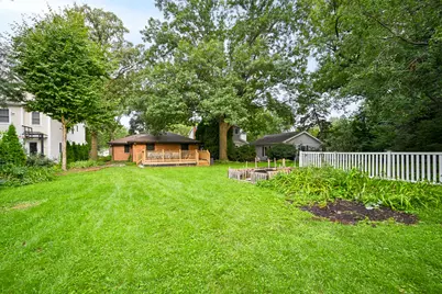 183 Brandon Avenue, Glen Ellyn, IL 60137 - Photo 32