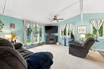 515 E High Street, Morris, IL 60450 - Photo 6