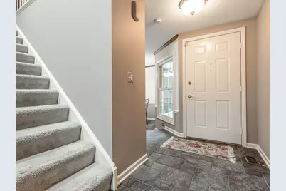 230 Parktrail Court, Schaumburg, IL 60173 - Photo 4