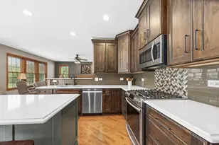 1813 Trevino Cir, Bolingbrook, IL 60490 - Photo 14