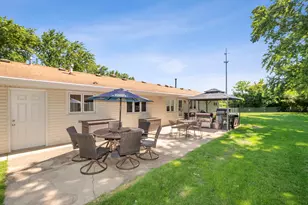 1001 63rd Pl, La Grange Highlands, IL 60525 - Photo 20