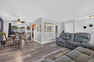 24334 S Valley Dr, Channahon, IL 60410 - Photo 8