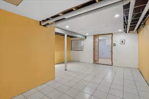 8233 Austin Ave, Morton Grove, IL 60053 - Photo 16