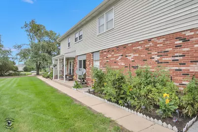 19519 116th Avenue #B, Mokena, IL 60448 - Photo 2