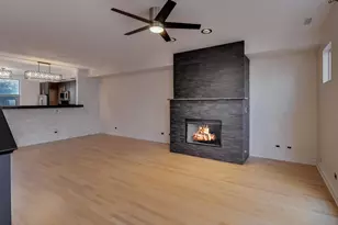 6951 N Western Ave, Chicago, IL 60645 - Photo 14
