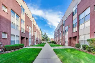 6951 N Western Ave, Chicago, IL 60645 - Photo 4