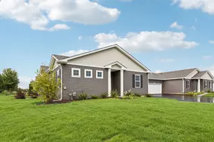 6453 Maple Glen Dr, Wonder Lake, IL 60097 - Photo 1