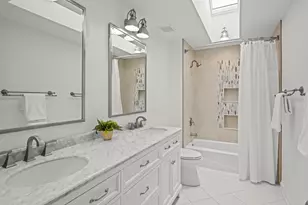 25568 N Countryside Dr, Lake Barrington, IL 60010 - Photo 24