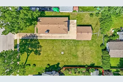 746 Parkway Avenue, Elgin, IL 60120 - Photo 38