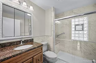 746 Parkway Ave, Elgin, IL 60120 - Photo 10