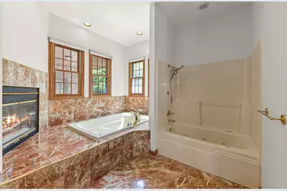 1524 Lloyd Court, Wheaton, IL 60189 - Photo 12