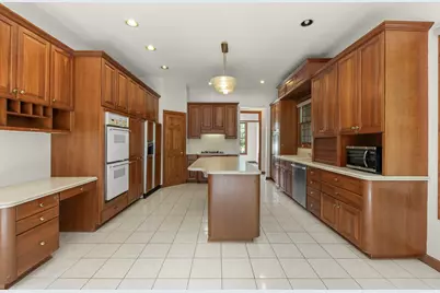 1524 Lloyd Court, Wheaton, IL 60189 - Photo 8