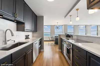 2626 N Lakeview Avenue #3003, Chicago, IL 60614 - Photo 4