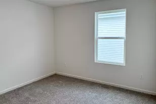 2280 Redwood Trl, Wonder Lake, IL 60097 - Photo 8